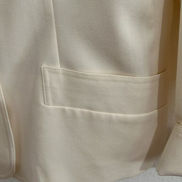 Vintage Harve Bernard Cream 4 Button Rounded Collar Cuffed Blazer Jacket Size 8 - Picture 5 of 7